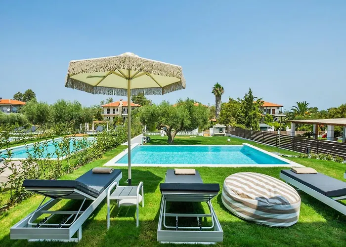 Dionisos Luxury Villas