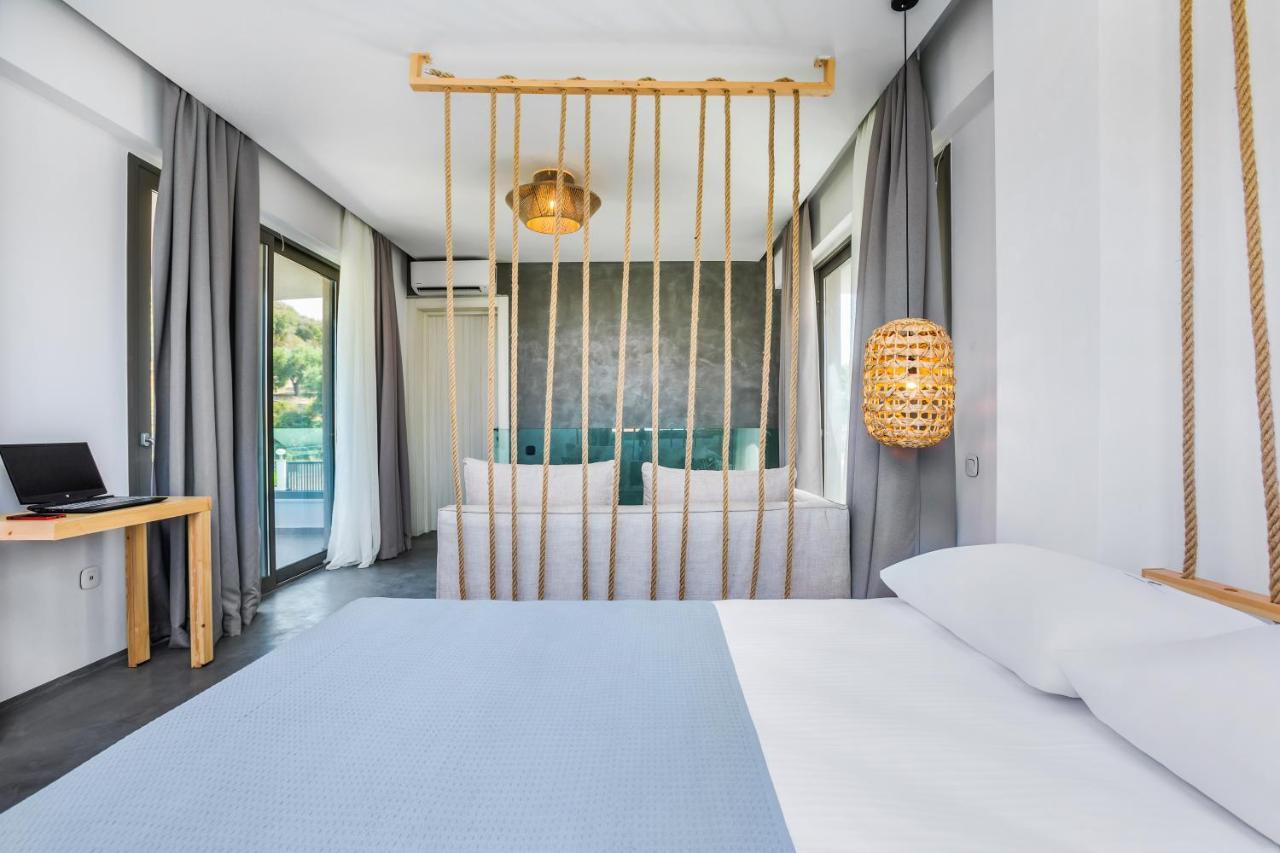 Dionisos Luxury Villa *