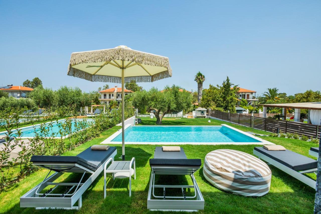 Dionisos Luxury Villa *